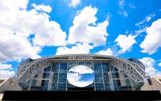 Sky mirror AT&T Stadium