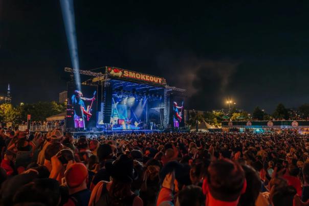 Lone Star Smokeout Crowd and Stage