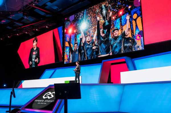 Esports Stadium Arlington + Expo Center Meeting
