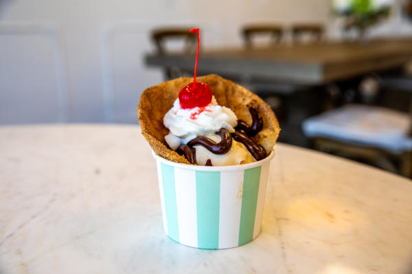 Cake-aholics Bakery - Taco Sundae