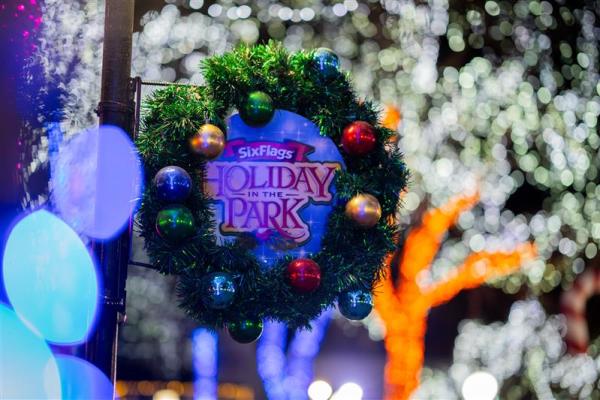 Six Flags Over Texas Holiday in the Park