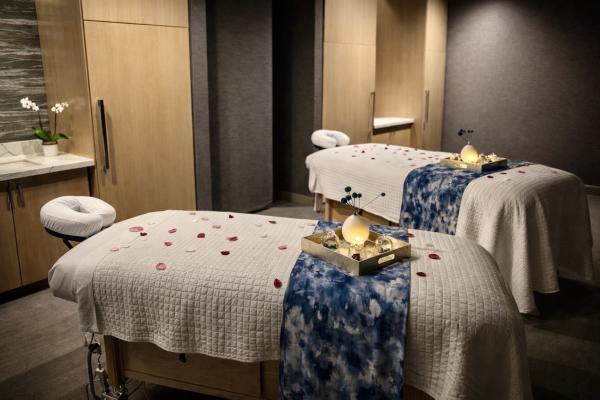 Spa at Loews Arlington Valentine's Day