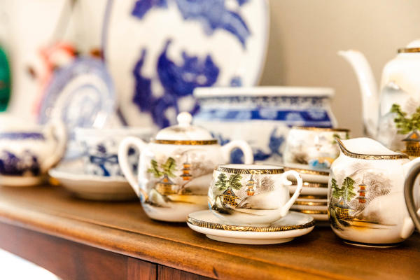 Wondrous Works tea set