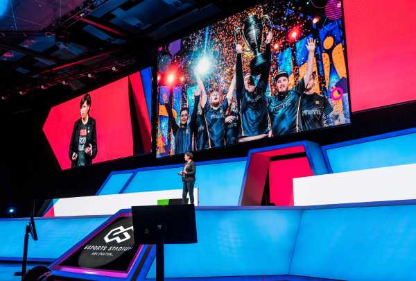 Esports Stadium Arlington + Expo Center Meeting