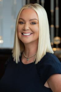 Helen Scroggs headshot