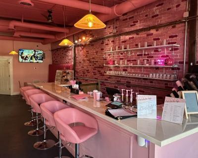 C'est La Vie Interior