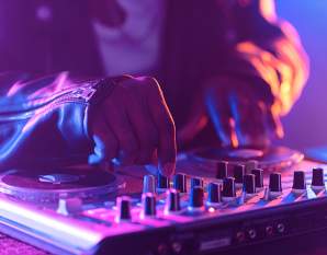 DJ Trivia