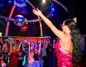 Boogie Nights Stoplight Singles Mixer