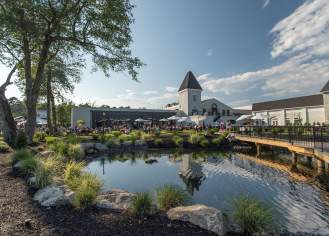Renault Winery Resort & Golf
