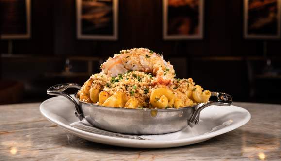 Council Oak Steaks & Seafood