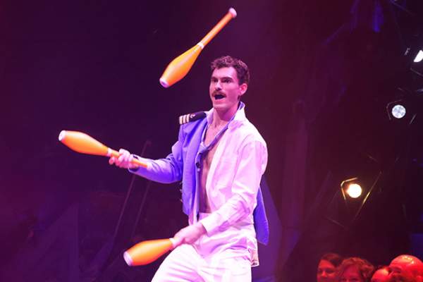 The Hook Show and Hotel Package