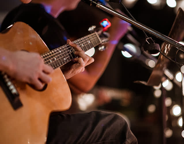 Live Music At Hard Rock Cafe live-music-at-hard-rock-cafe