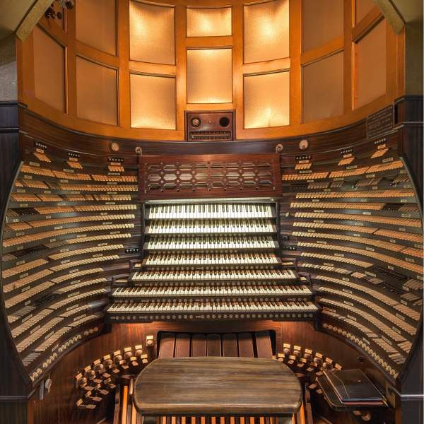 Historic Pipe Organ Recitals and Tours