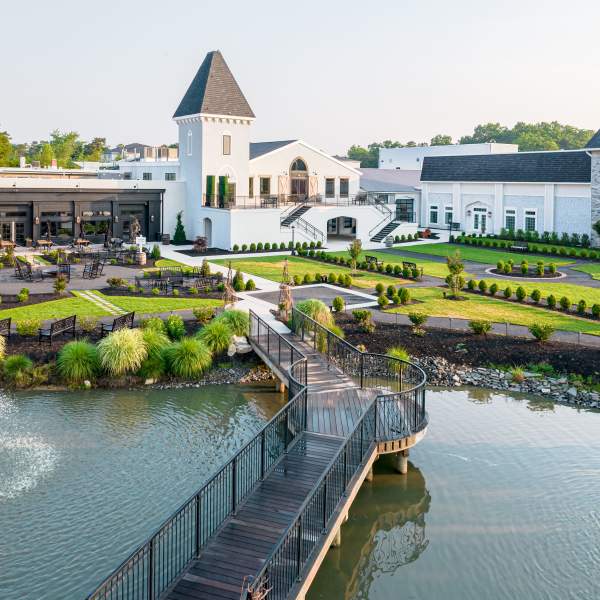 Renault Winery Resort & Golf