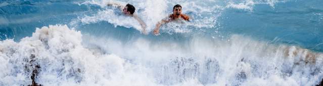 surfers