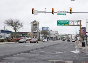 A section of Atlantic Avenue at Tanger Outlets. Bass Pro Shops and Dave and Buster's in view.