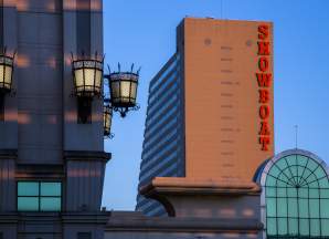 ShowBoat-3985.jpg