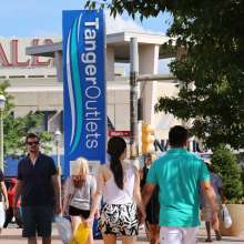 Tanger Outlets_02