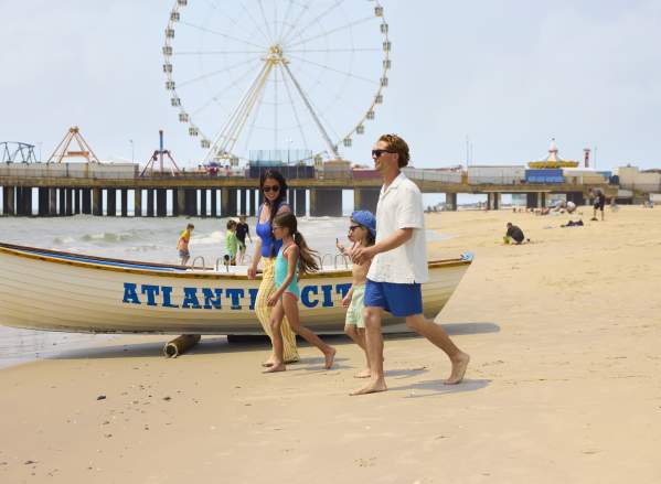 Family Beach & Boat