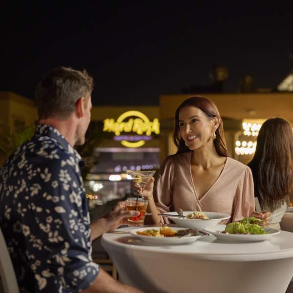 Outdoor Dinning