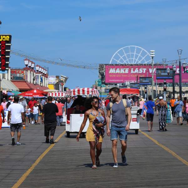 Boardwalk-Couple