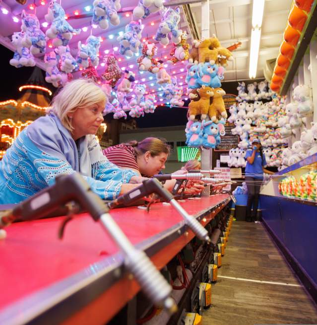Attractions-Steel Pier