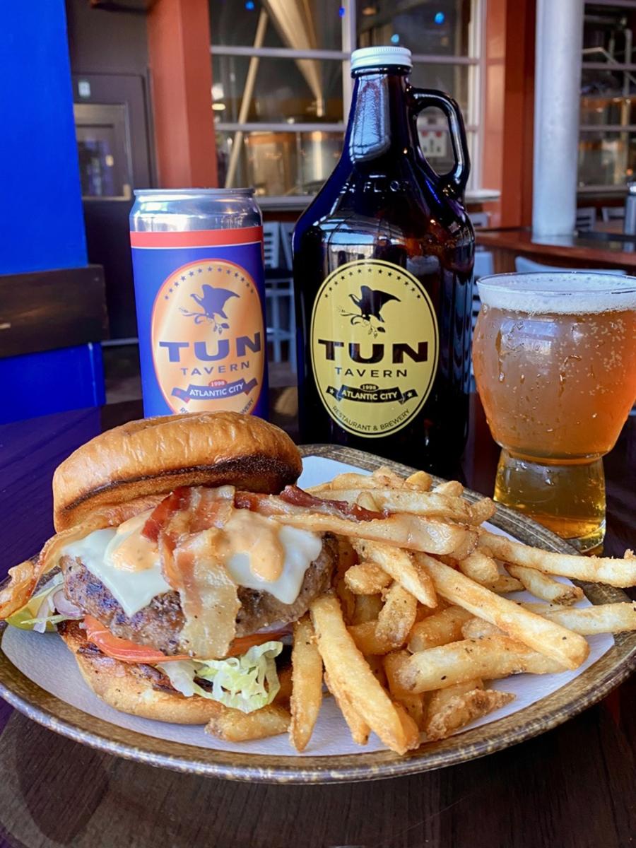 Tun Tavern food 1