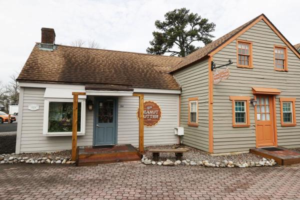 Peanut Butter Store at Smithville Village