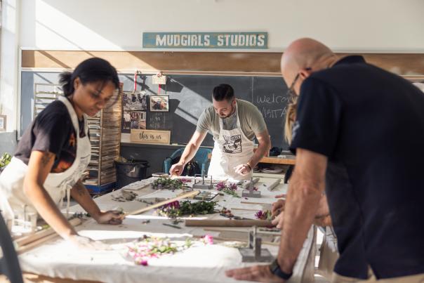 Mudgirls Studios_CSR