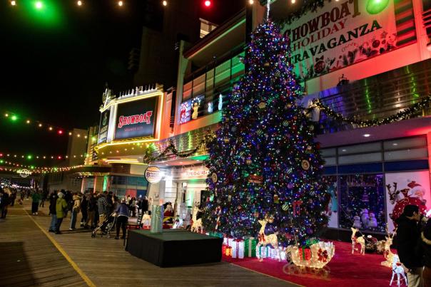 Showboat Tree Lighting 2022