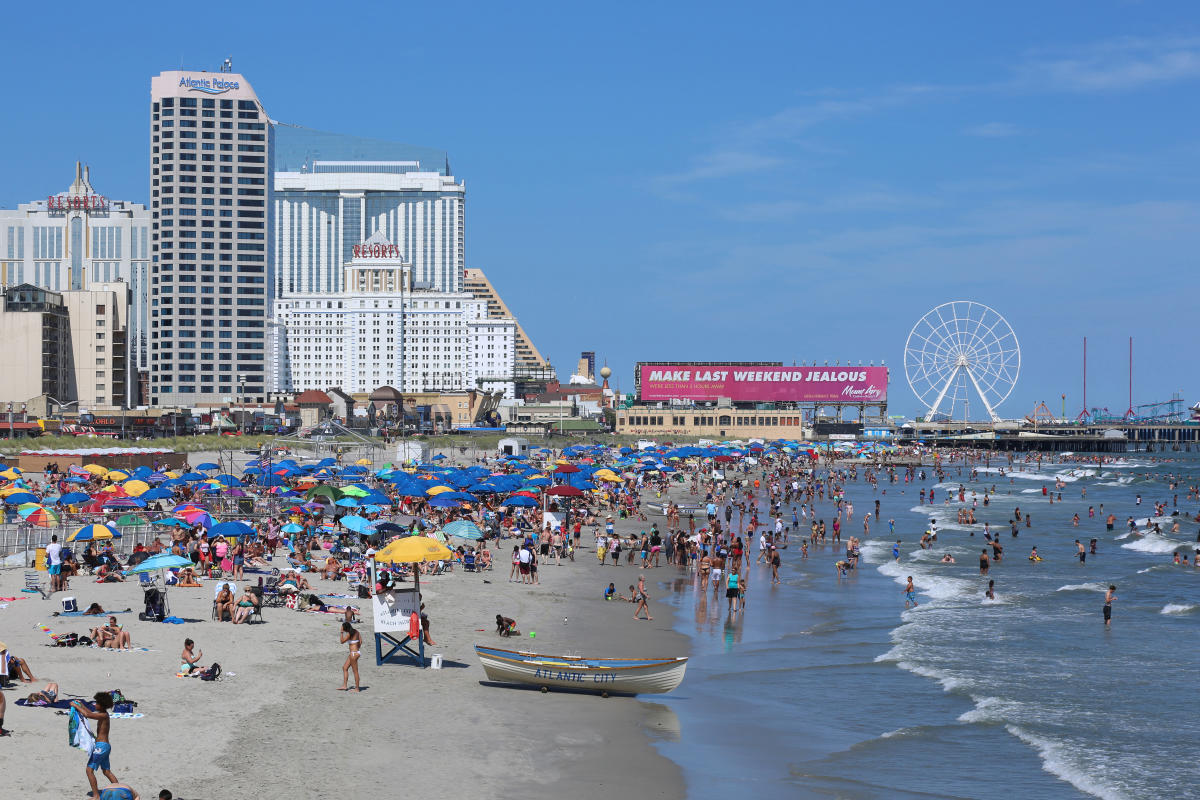 Beach with crowd