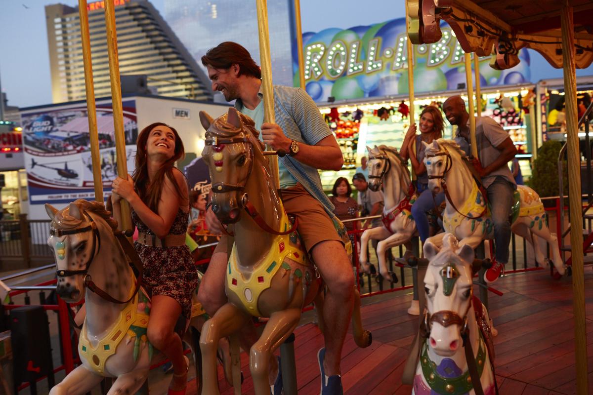 Attractions-Steel Pier