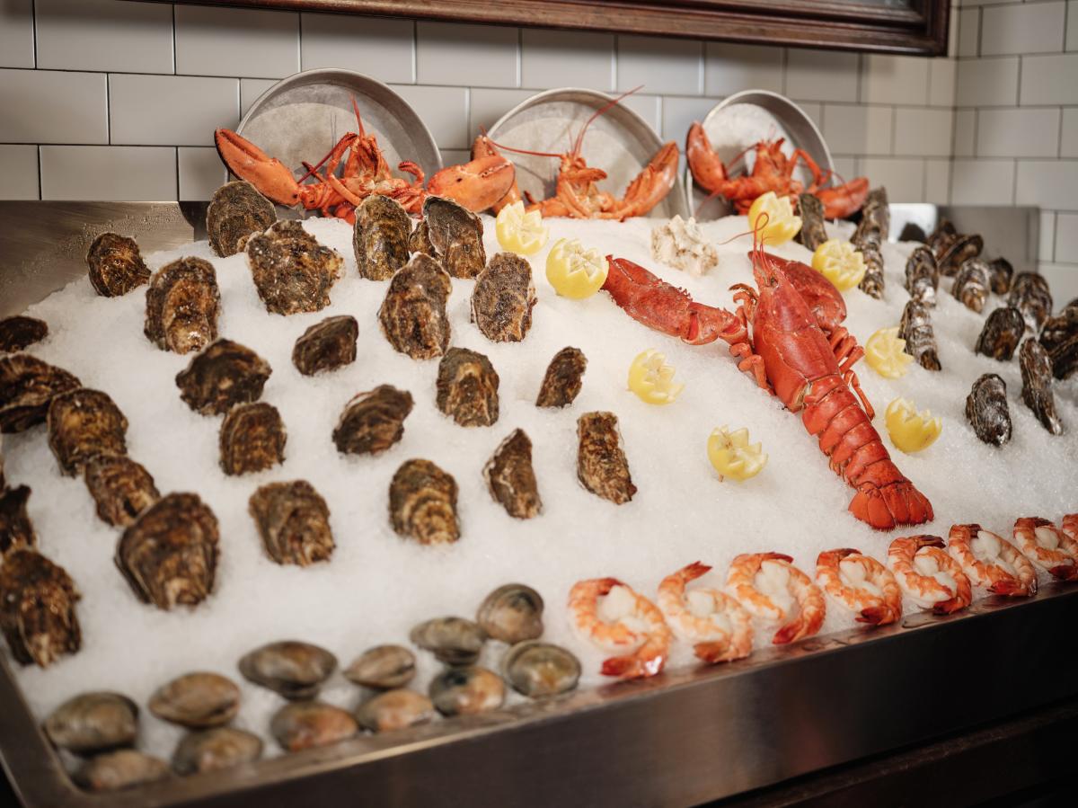 Dock's Oyster House - raw bar