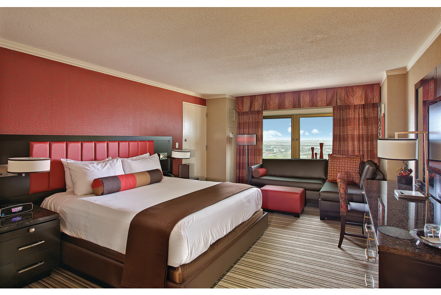Golden Nugget_Hotel Room_01