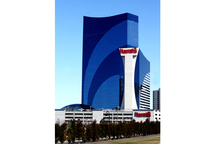 HAC__Waterfront Tower Exterior_4x6_300dpi.jpg
