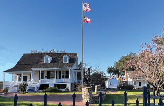 DTN - HI - Museums & History - Meadow Garden