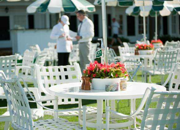 Outdoor Dining at Restaurant | Masters
