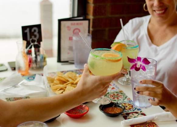 Girls Drinking Cocktails | El Paso