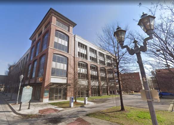 Reynolds Street Parking Deck (Exterior)