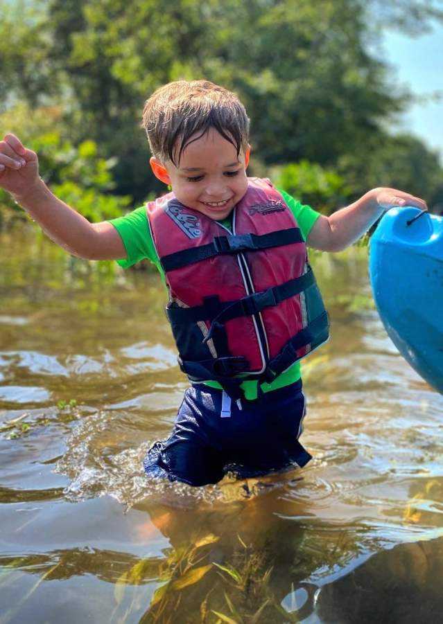 kid friendly; tours; kayak; outdoors