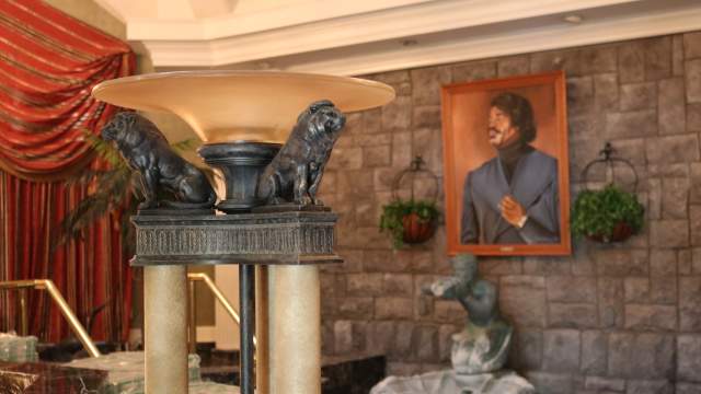 James Brown Estate - Entertaining Room