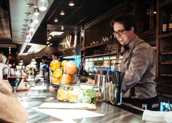 craft and vine bartender full size