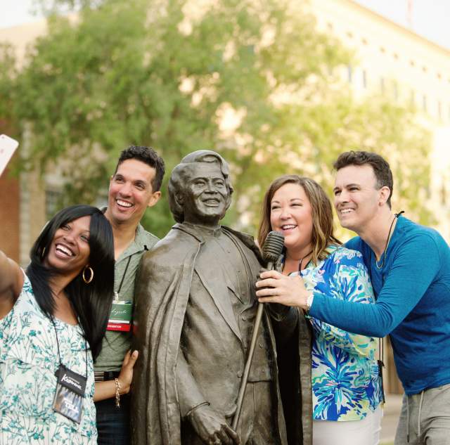 James Brown Statue - Group