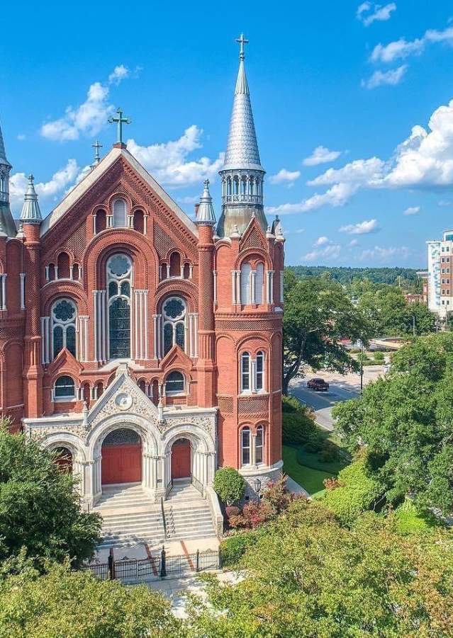 History - Sacred Heart Cultural Center