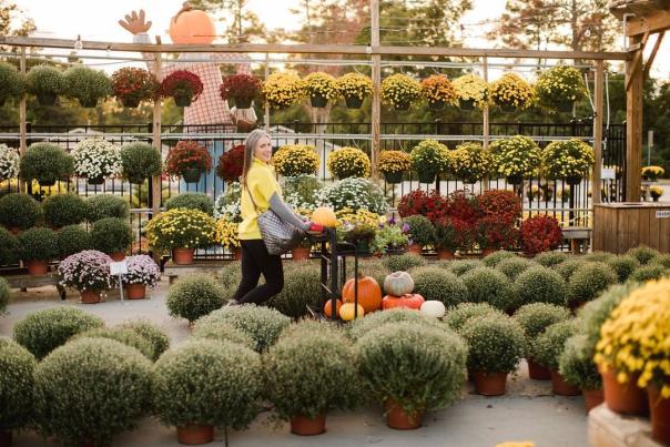 Women Shopping at Capsule Augusta in Fall