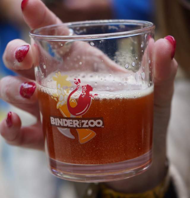 Corks & Kegs at the Zoo!