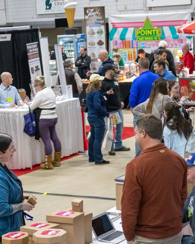 Great Lakes Ice Cream and Fast Food Association trade show brought together vendors and shop owners.