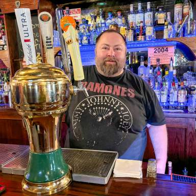 Ten bars for a good hang in Calhoun County