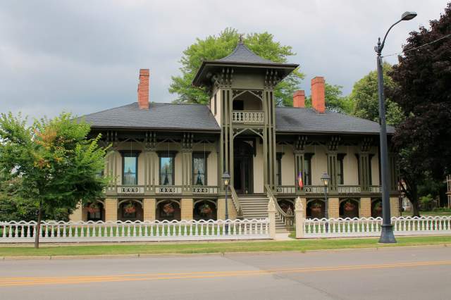 Marshall Home Tour travels back in time