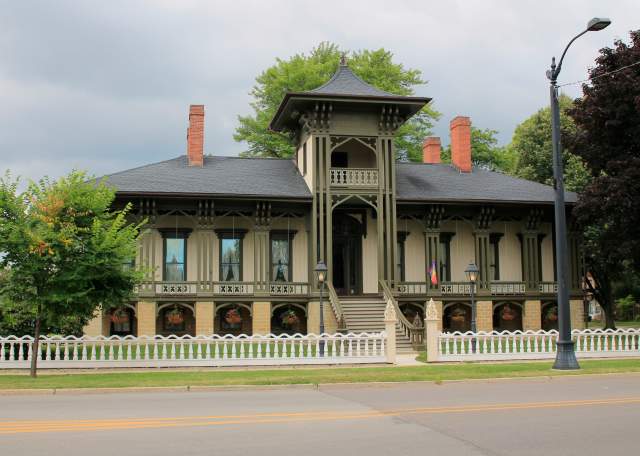 Marshall Home Tour travels back in time